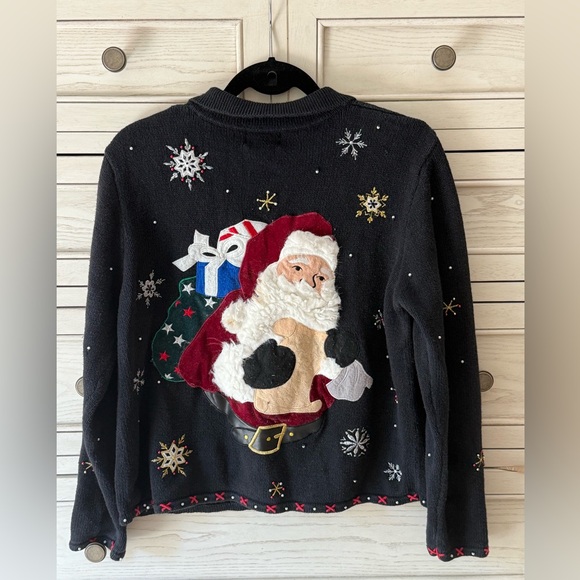 Vintage 90's Designers Studio Embroidered pearls detail Santa Christmas Sweater - Picture 1 of 6
